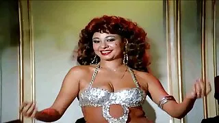 Se app-appeal dona de casa apaixonadamente se vídeo pornô mãe transando com filho masturba sua buceta no quarto