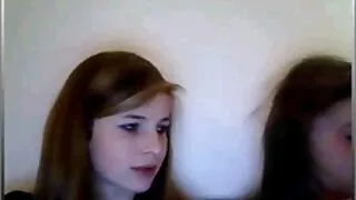 Sexo Anal na cama do vídeo pornô de mulher gorda noivo com a jovem noiva antes da cerimónia