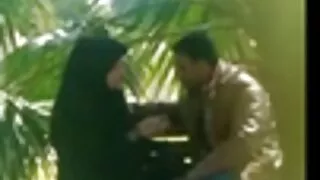Mulher Madura trouxe o massagista para casa e deu-lhe filme pornô dentro do ônibus um pau