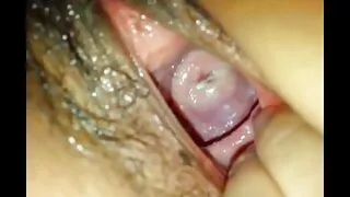 A vagabunda ruiva com tatuagens empala sua buceta no Pau Grande do menino videio pono ruiva a vagabunda com tatuagens empala sua buceta no Pau Grande do menino