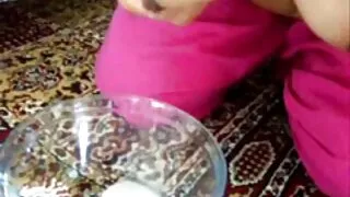 Milf video porno elisa com grandes ordenhas pela primeira vez decidiu fazer sexo BDSM duro